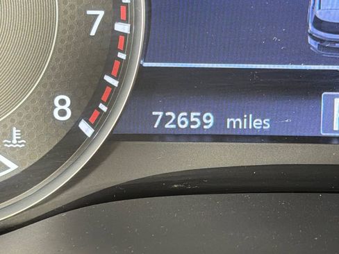 Used 2023 Nissan Armada SL image 30