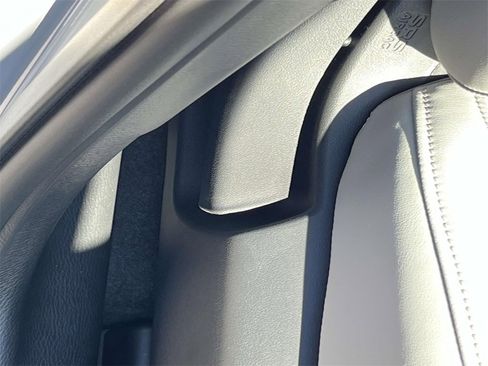 New 2026 Mitsubishi Outlander SE image 18