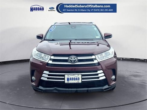 Used 2019 Toyota Highlander XLE image 8
