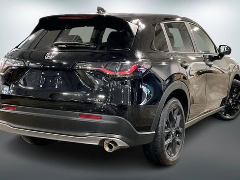 Used 2024 Honda HR-V Sport image 13