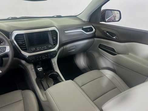 Used 2017 GMC Acadia SLT FWD image 23