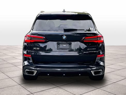 Used 2023 BMW X5 xDrive40i w/ M Sport Package AWD/4WD image 8
