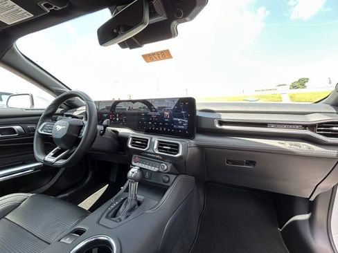 New 2025 Ford Mustang Premium image 31