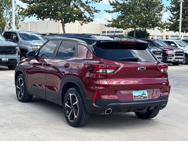 Used 2023 Chevrolet TrailBlazer RS w/ Sun and Liftgate Package FWD image 10
