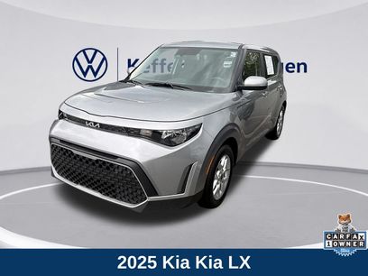 Used 2025 Kia Soul LX w/ LX Technology Package