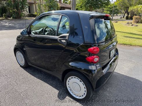 Used 2009 smart fortwo pure image 3