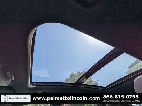 Used 2020 Lincoln Nautilus Reserve FWD image 21