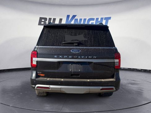 Used 2024 Ford Expedition XLT image 4