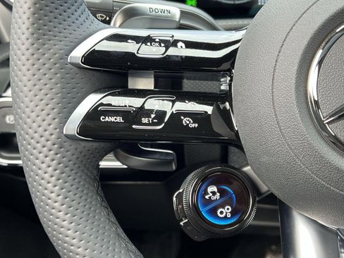 New 2025 Mercedes-Benz CLA 35 AMG 4MATIC image 31