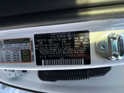 New 2027 Kia Telluride EX image 32