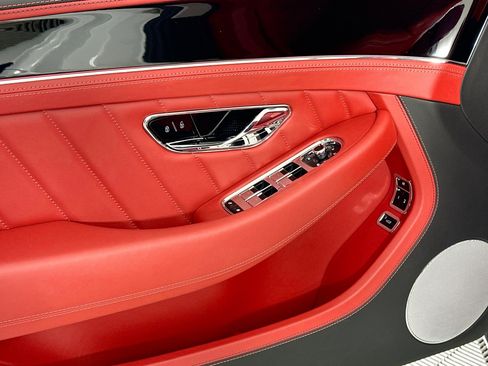 Certified 2024 Bentley Continental GT image 18