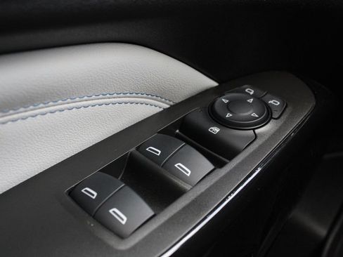Used 2025 Chevrolet Trax LT w/ Driver Confidence Package FWD image 7