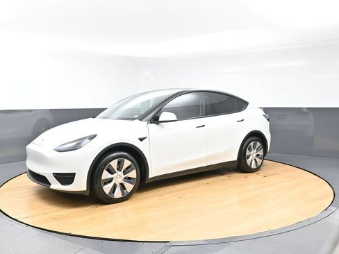 Used 2020 Tesla Model Y Long Range AWD/4WD image 44