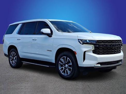 Used 2022 Chevrolet Tahoe LT w/ Luxury Package RWD image 3