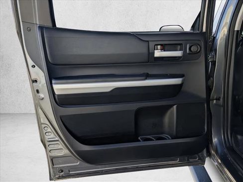 Used 2014 Toyota Tundra SR5 image 14