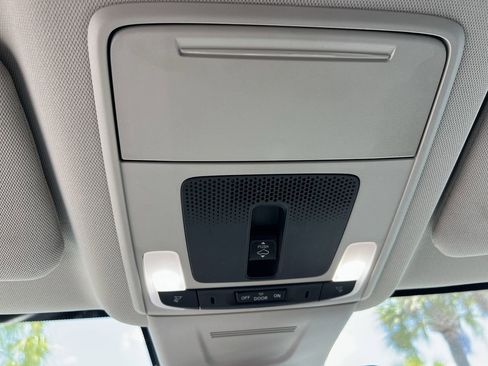 Used 2023 Honda CR-V EX-L image 29