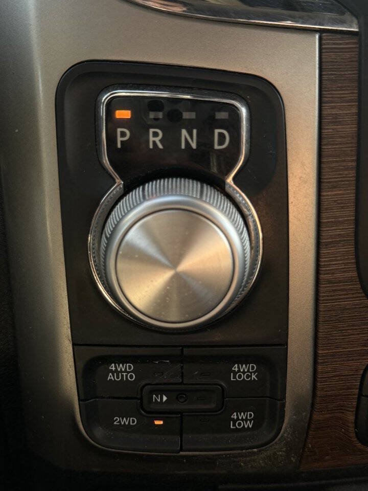 Used 2018 RAM 1500 Laramie AWD/4WD image 25