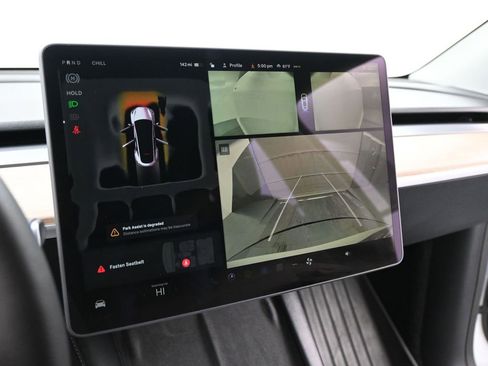 Used 2025 Tesla Model Y Long Range image 12