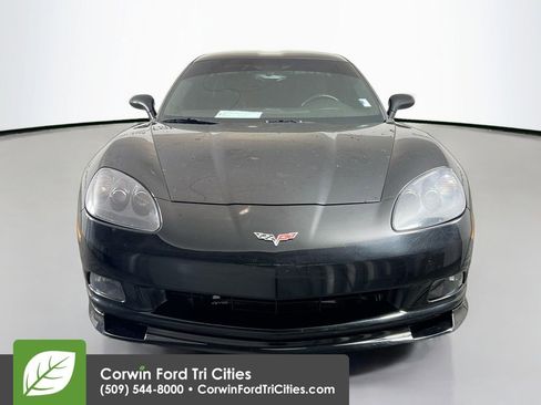 Used 2008 Chevrolet Corvette Coupe image 3