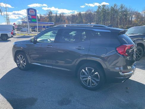 Used 2019 GMC Terrain Denali w/ Comfort Package image 5