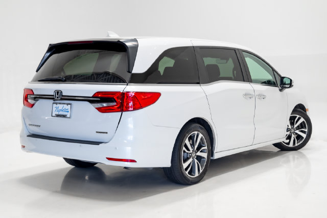Used 2023 Honda Odyssey Touring image 40