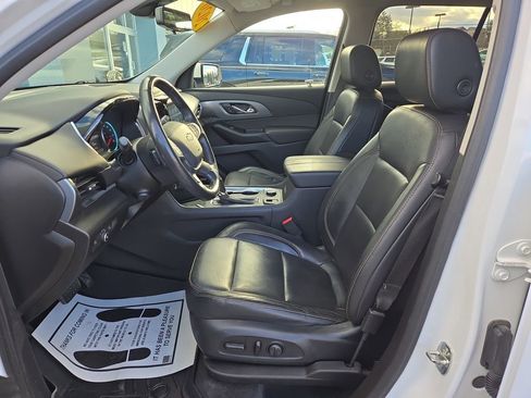 Used 2020 Chevrolet Traverse Premier image 14