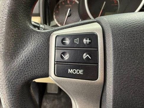 Used 2013 Toyota 4Runner SR5 image 12