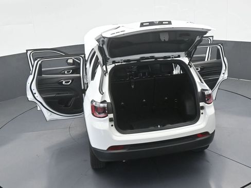 Used 2023 Jeep Compass Altitude image 66