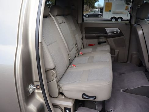 Used 2009 Dodge Ram 2500 Truck SLT image 21