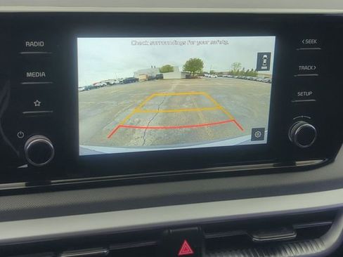 Used 2021 Kia K5 LXS FWD image 18