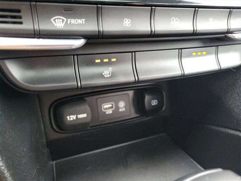 Used 2019 Hyundai Santa Fe Limited image 33