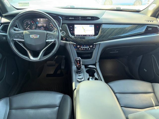 Used 2022 Cadillac XT6 Premium Luxury w/ Technology Package FWD image 22
