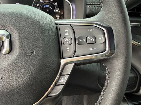 New 2026 RAM 2500 Laramie w/ Night Edition AWD/4WD image 20