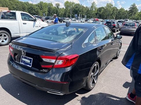 Used 2019 Honda Accord Sport image 3