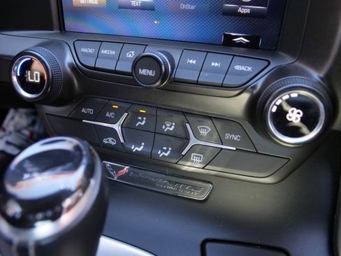 Used 2019 Chevrolet Corvette Stingray Convertible w/ 1LT image 10