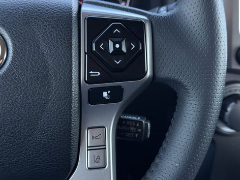 Used 2022 Toyota 4Runner SR5 Premium image 27