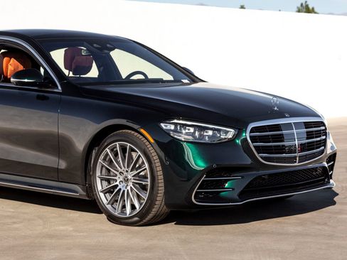 New 2026 Mercedes-Benz S 580 4MATIC Sedan image 3