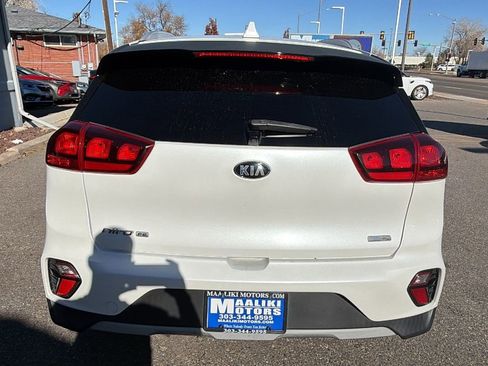 Used 2021 Kia Niro LX image 6