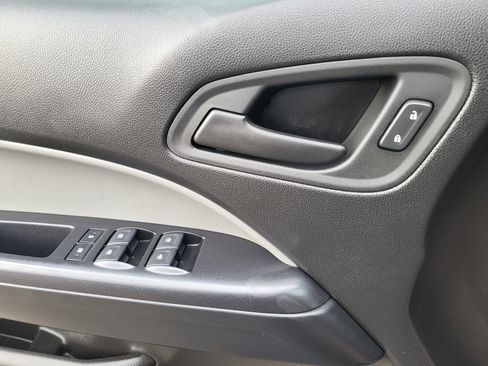 Used 2021 Chevrolet Colorado W/T w/ WT Convenience Package image 14