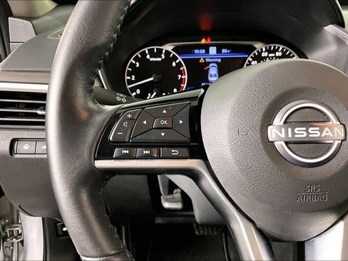 Used 2023 Nissan Altima 2.5 SV w/ SV Premium Package FWD image 10