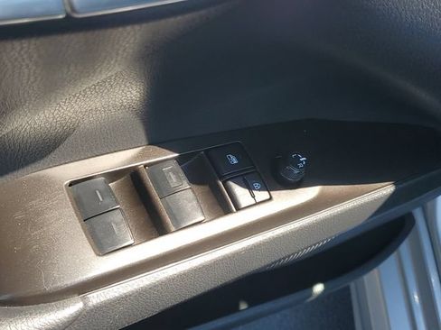 Used 2024 Toyota Camry SE FWD image 14