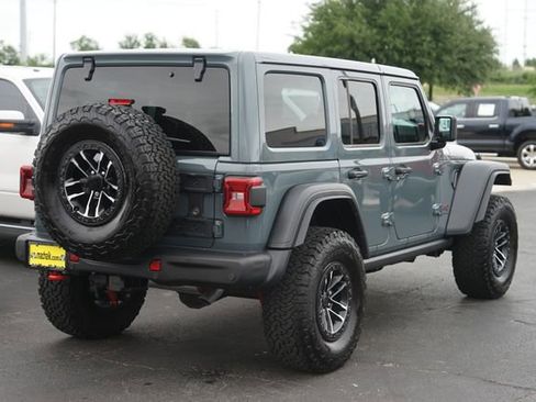 Used 2025 Jeep Wrangler Unlimited Rubicon w/ XTREMEE 35" Tire Package AWD/4WD image 6