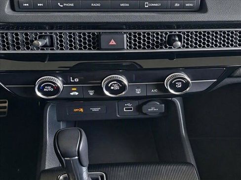 Certified 2024 Honda Civic Sport image 19