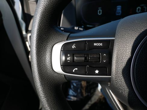 Used 2023 Kia Sportage LX image 32