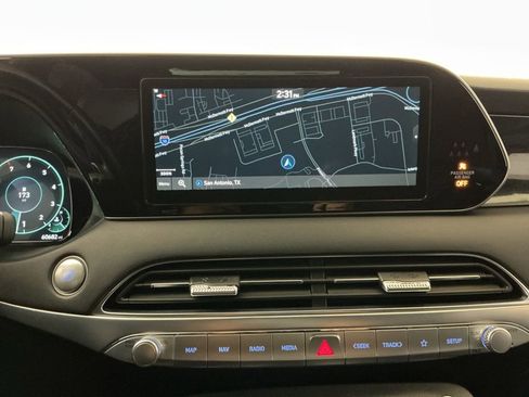 Used 2021 Hyundai Palisade Calligraphy image 11
