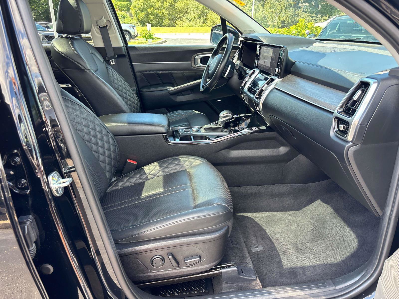 Used 2023 Kia Sorento SX Prestige AWD/4WD image 19