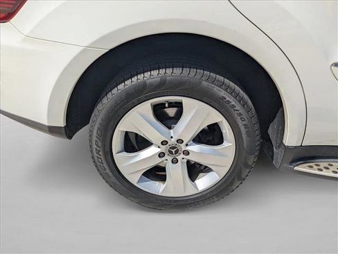 Used 2010 Mercedes-Benz ML 350 BlueTEC 4MATIC image 25