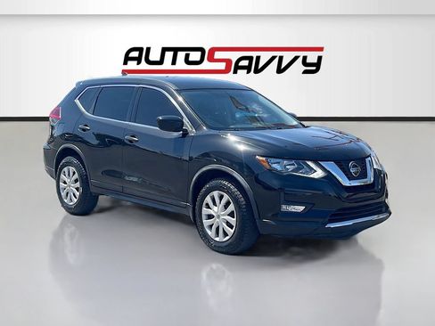 Used 2018 Nissan Rogue S AWD/4WD image 1