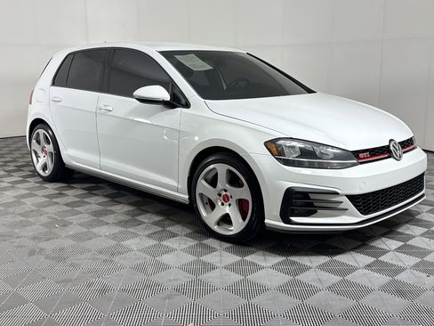 Used 2020 Volkswagen GTI S image 8