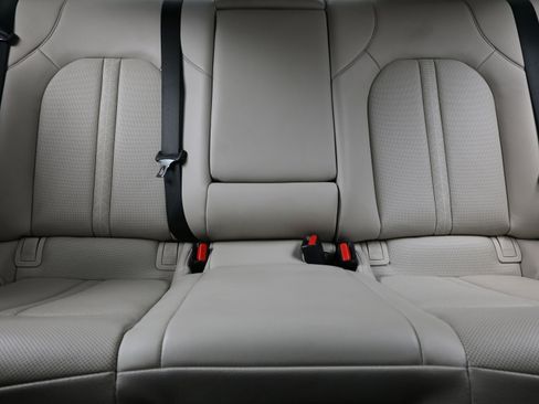 Used 2020 Hyundai Sonata Limited image 16